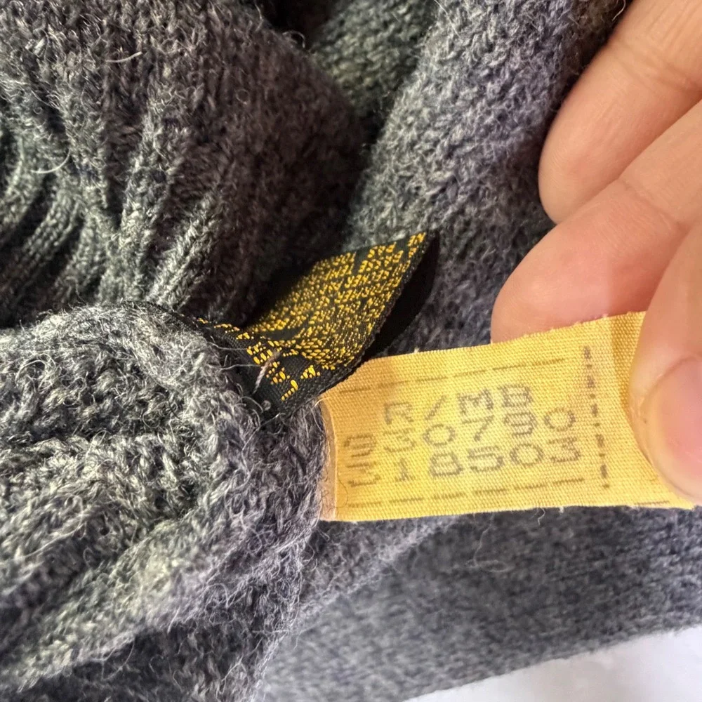 Eddie Bauer Mens Size Medium Gray 100% Wool Sweater Crewneck Classic - Picture 11 of 13